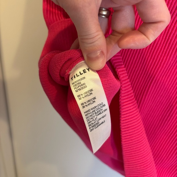 Tilley Pink Ribbed Shell Tank Top - Picture 6 of 6